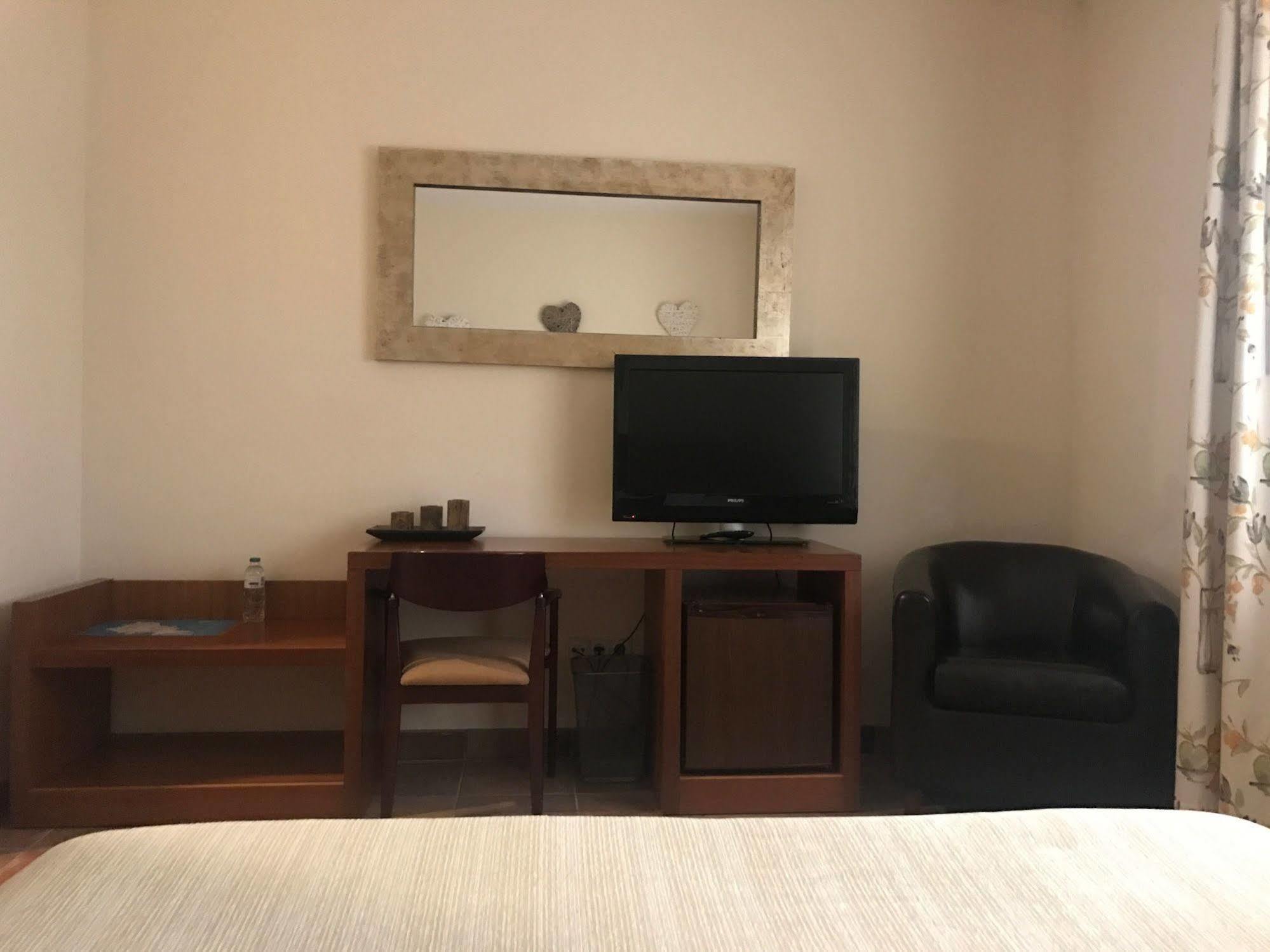 منزل الضيف Brunyola  في Mas Duc المظهر الخارجي الصورة